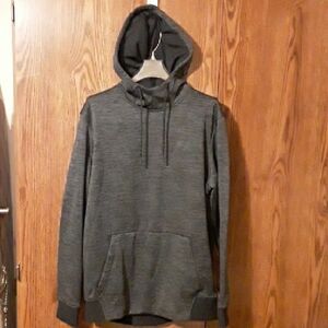 NWOT Under Armour men's Hoodie